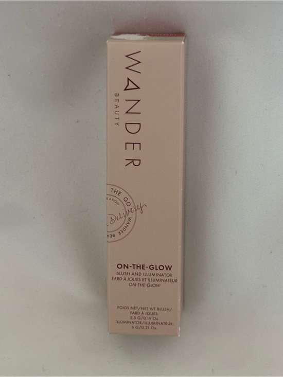 Wander Beauty Other - Wander Beauty On-The-Glow Blush & Illuminator — Nude Pink Box